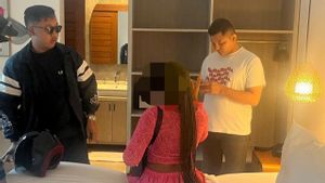 3 أجانب يعتقلون من قبل إدارة الهجرة في دينباسار، يشتبه في تورطهم في ممارسة البغاء عبر الإنترنت