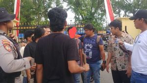 Polresta Padang Gagalkan Aksi Tawuran Bersenjata Tajam, 10 Pemuda Diamankan