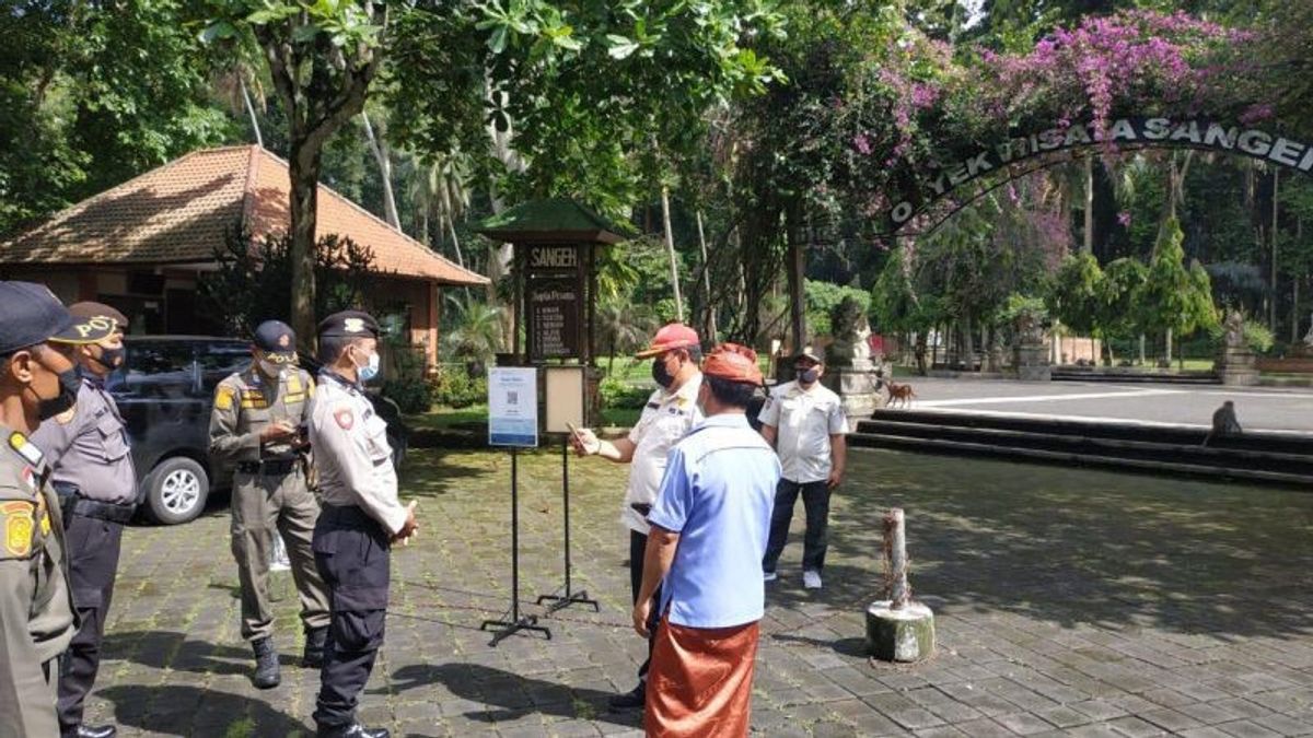 Satpol PP : نحن دوريات كل يوم إلى الأماكن السياحية في جميع أنحاء بالي بحيث المديرين لا تتجاهل Prokes