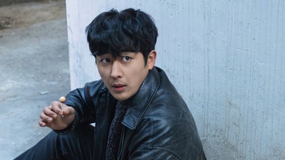 Son Ho Jun Jadi <i>Cameo</i> di Episode 15 <i>The Uncanny Counter</i>