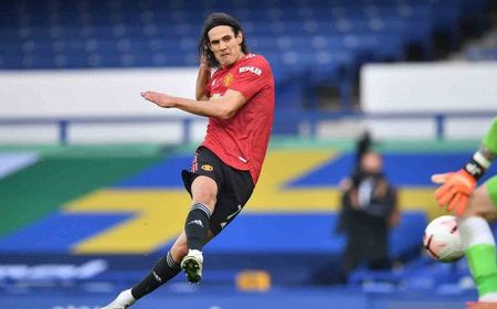 Solskjaer Ingin Perpanjang Kontrak Cavani