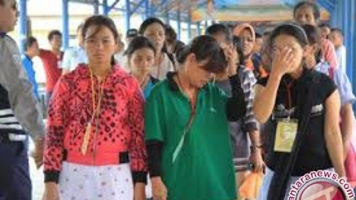 بولري يصف المواطنين الإندونيسيين بإلقاء القبض على كارتل القمار في كمبوديا بإجمالي 60 شخصا