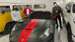 Mobil Ferrari Indra Kenz yang Disita Disimpan di Polda Sumut, Ini Penampakannya