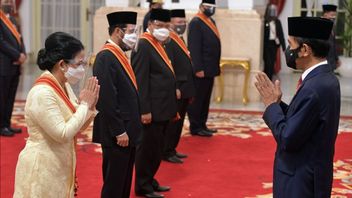 Puan Maharani Receives Mahaputera Adipradana Star In Today's Memory, November 11, 2020