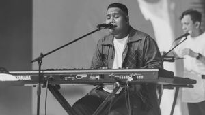 Proses Andmesh Kamaleng Tulis dan Nyanyikan OST <i>Air Mata di Ujung Sajadah 2</i>