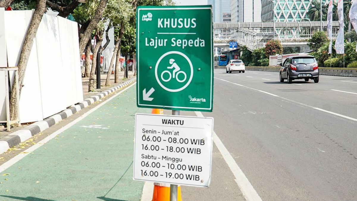 Anies Bakal Bangun Lagi Jalur Sepeda di Jakarta Tahun Ini