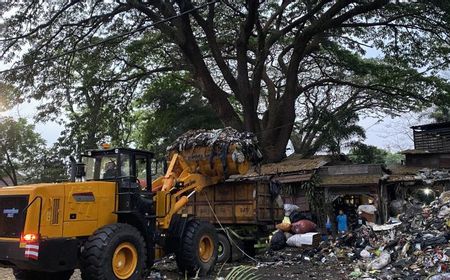 Pemkot Bandung Bakal Angkut Tumpukan Sampah TPS Cibeuying  ke TPA Sarimukti dalam 2 Hari