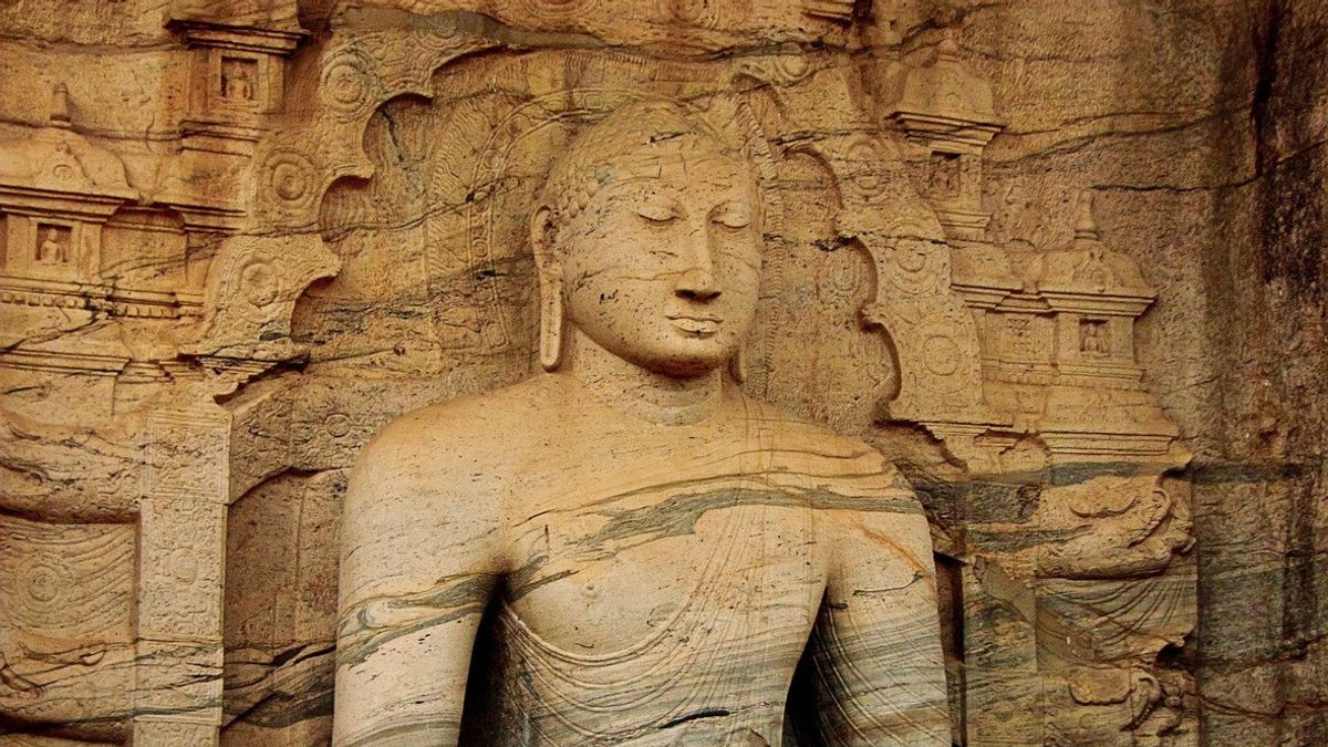 Evidence Of History Of Knight Theory That Reducing Hindu Culture In Indonesia Brings Soldiers From India