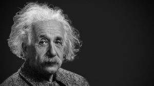 Peneliti Sissa Temukan Galaksi Tak Terlihat Gunakan Teori Relativitas Einstein