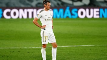 Gareth Bale On The Verge Of Leaving The Bernabeu Door