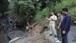 BNPB立即在西苏门答腊马拉皮山河流中安装了20个山洪暴发预警传感器