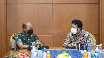 East Java Deputy Governor Emil Dardak Asks People To Wait Patiently For Strengthening Vaccine Regulations