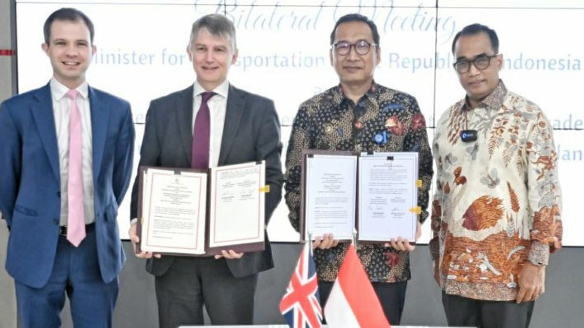 التعاون بين إندونيسيا والمملكة المتحدة في مجال الشحن وبناء السفن