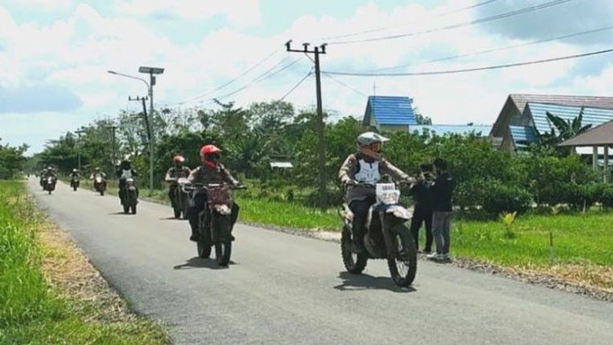 Central Kalimantan Police Chief Rides The Karhutla Patrol Motor Trail At Home Knives