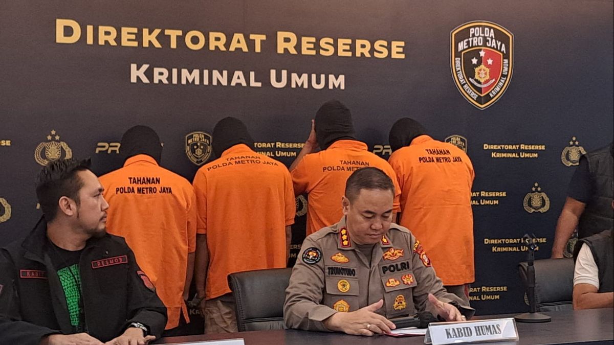A Gang Of Robbers Whose Members Were Arrested While Celebrating Their Children In Action With Sajam, Not Segan Lukai Korban