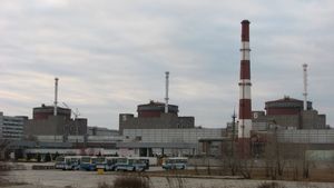 Rusia Bangun Kubah Pelindung di PLTN Zaporizhzhia