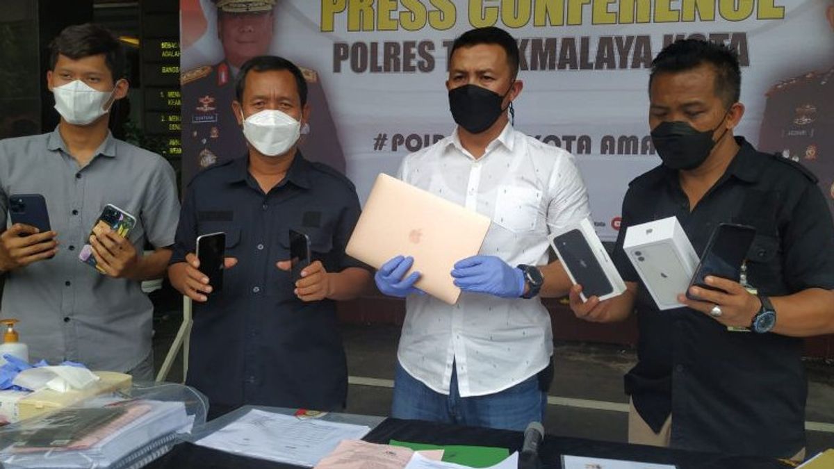 Des Amants Qui Sont Encore étudiants à Tasikmalaya Deviennent Les Auteurs De L’investissement Bodong Rp5,7 M, Donc Suspects Et Détenus Par La Police