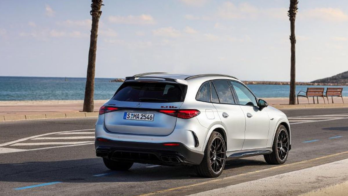 Mercedes-Benz Bakal Rakit Model Baru di AS pada 2027, GLC?