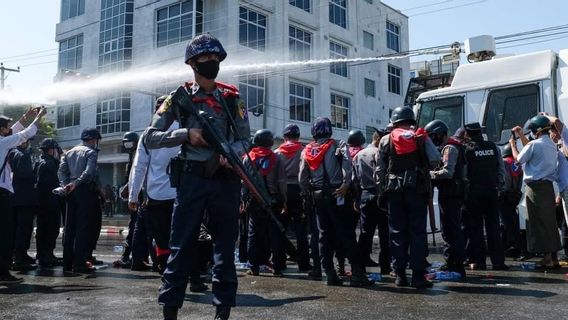 Myanmar Military Raids Aung San Suu Kyi's Party Office, Confiscates Documents Up To Computer Hard Disk