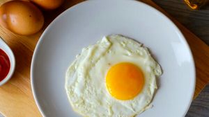 Jangan Berlebihan, 5 Efek Samping Terlalu Banyak Makan Telur