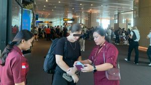 Dutch WN Women In Bali Pretending To Be Hotel Guests For Free Breakfast