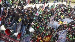 Sembilan Tuntutan Ojol Demo di Patung Kuda