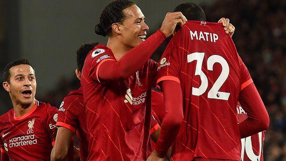 Klopp Confirms Not Chasing City, Just Trying To Win Every Game