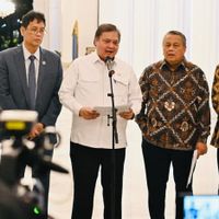 Airlangga Klaim Ekonomi RI Tumbuh 5,61 Persen, Capital Outflow Jadi Sorotan Istana