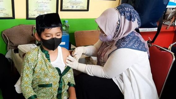 Accelerate Vaccination Of Children And Elderly, Pekanbaru Adds 32,000 Doses Of Vaccine Stock