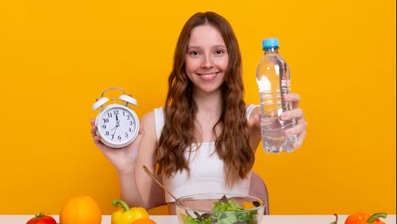Ahli Gizi Ungkap Anjuran Intermitten Fasting untuk Menurunkan Berat Badan