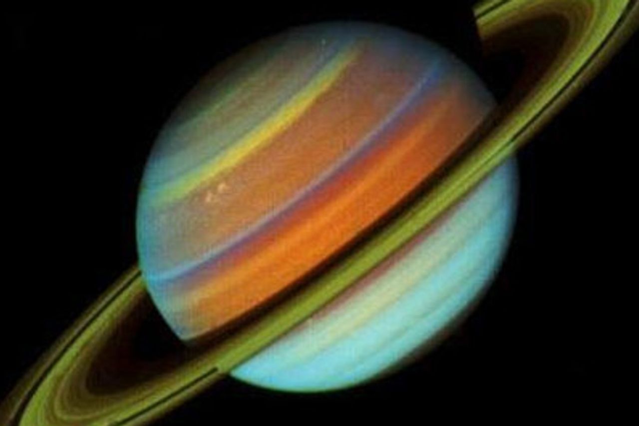 歴史上初めて、土星の環からの雹が惑星の天気を熱くします