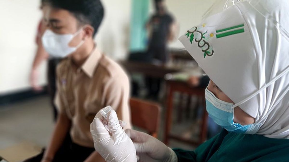 Vaksinasi Anak Usia 6-11 Tahun di Surabaya Mulai Digelar Besok
