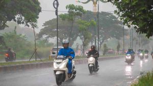 Hujan Ringan Diprakirakan Guyur Mayoritas Kota Besar Hari Ini