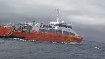 バリ海峡の沈没船の避難に対する障害:バサルナスはソナー装置と洗練されたツールオペレーターを所有していません