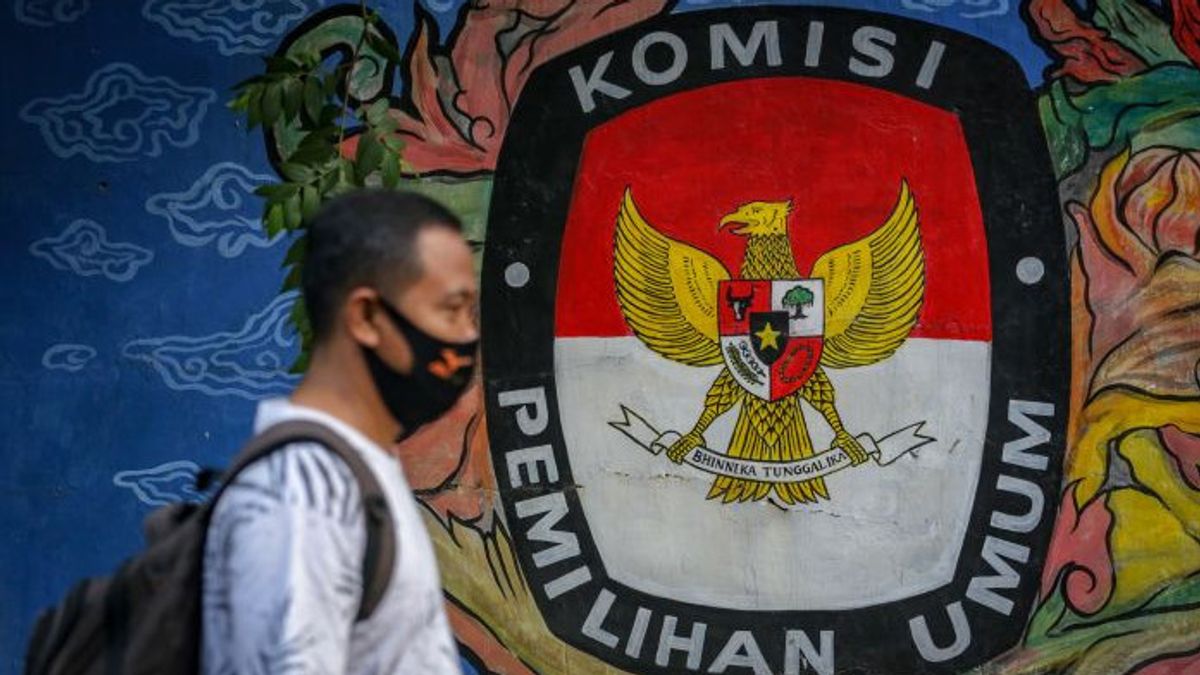 Tak Lampirkan Surat <i>Resign</i>, KPU Maluku Tolak Berkas Pendaftaran Calon Anggota DPD