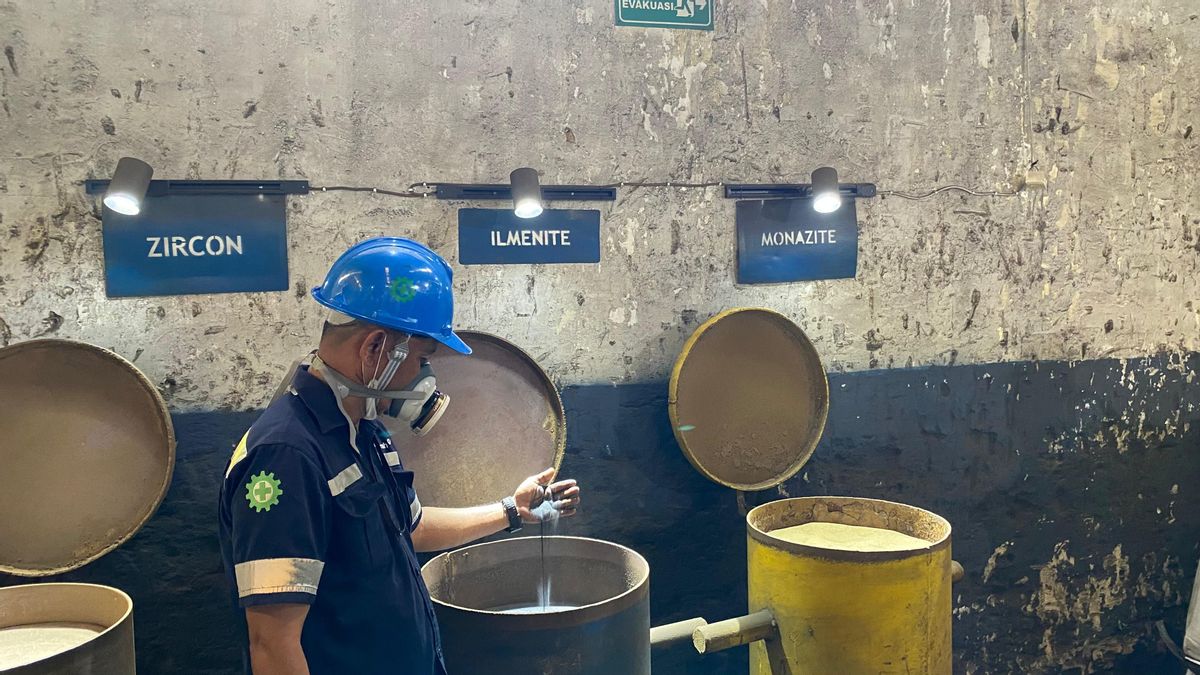 Want To Work On Rare Earth Metals, TINS: Constrained Spec