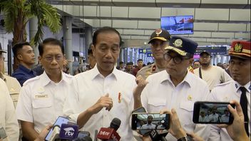 Jokowi Perintahkan Menhub Budi Karya Cari Solusi Kepadatan Pemudik Sepeda Motor di Merak
