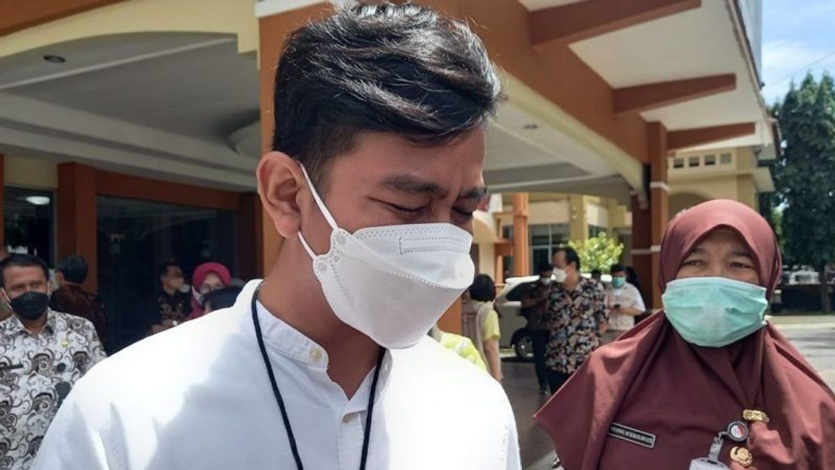 Rajin Blusukan, Strict Control Of Vaccination, Gibran Rakabuming Et Bobby Nasution Nommés Maires Les Plus Populaires