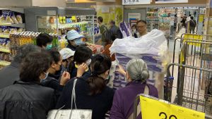 Hong Kong Catat Rekor Infeksi COVID-19: Pemerintah Pilih Nol-COVID, Warga Berebut Sayuran