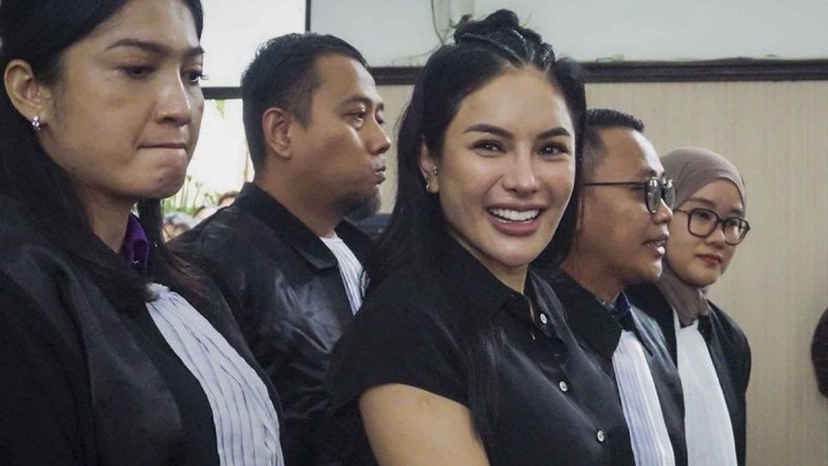 Nikita Mirzani Live Jualan dari Tahanan, Ditjenpas: Fasilitas Alat Komunikasi Rutan