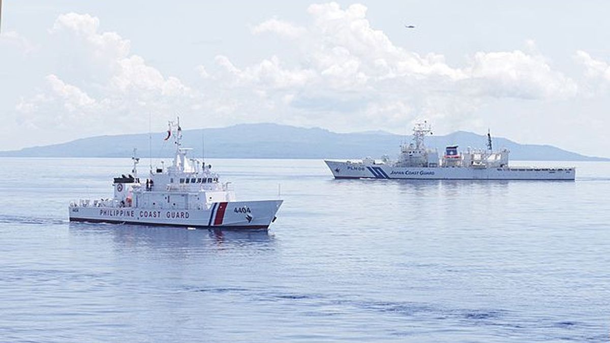 Beijing: Philippine Ship Enters South China Sea Without Permission