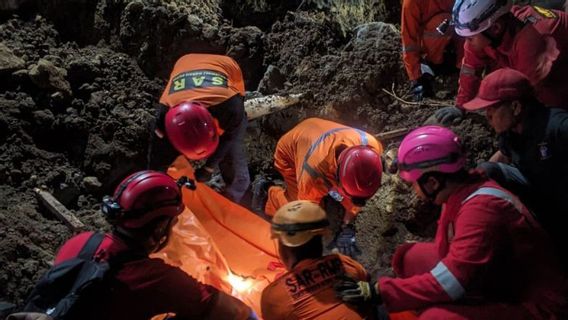 Talut Landslide In Jebres Solo, 2 People Died