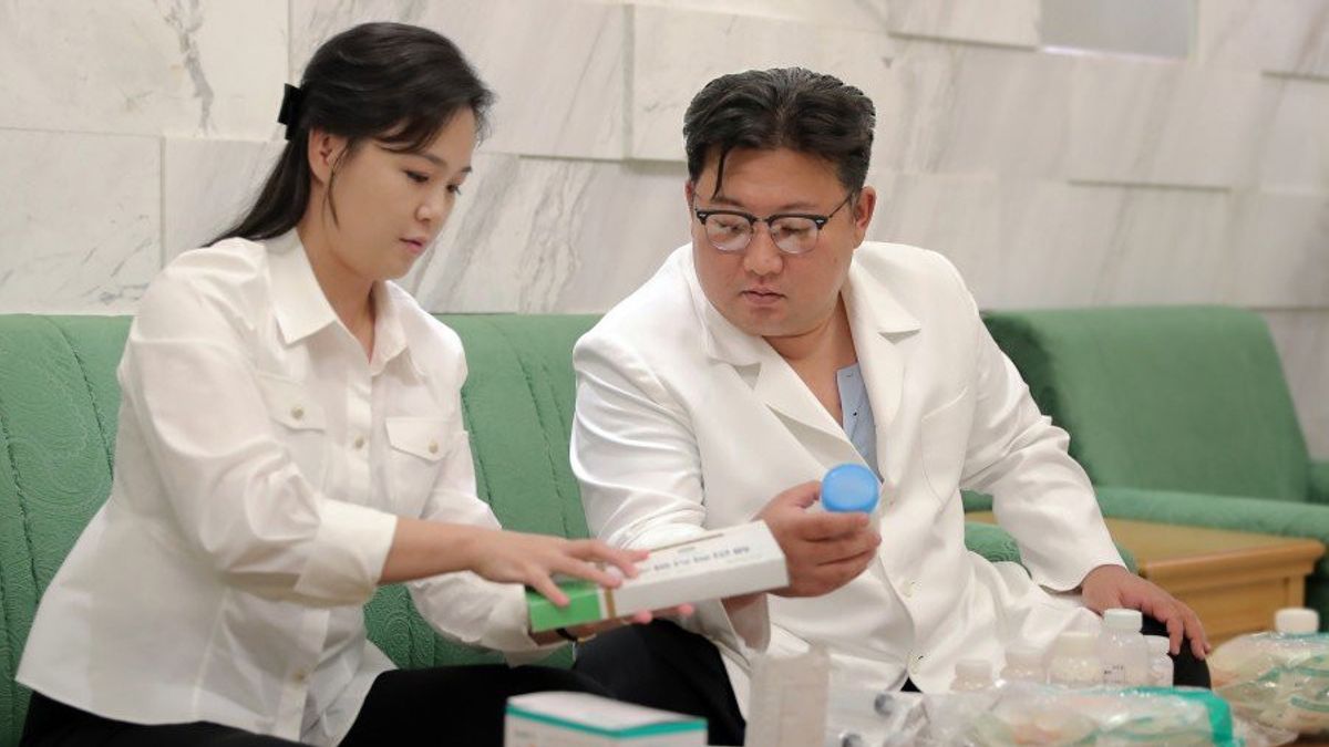 Ensure Direct Delivery Of 800 Packages Of Assistance For Families Affected By The Intestinal Epidemic, Kim Jong-un Asks His Officials To Help The People