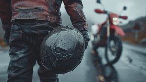 How To Take Care Of Helmet Properly: Don't Ignore These Important Steps!