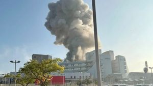 ネタニヤフはハメネイを臆病者独裁者と呼び、イスラエルはイランへの攻撃に反応する