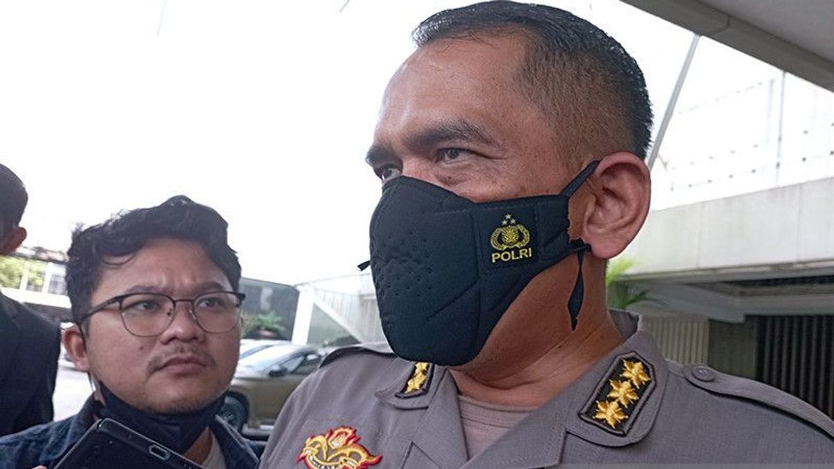 中爪哇地区警察在中爪哇省佩贾甘 - 佩马朗布雷布斯收费公路253 KM连续发生事故，尚未确定嫌疑人