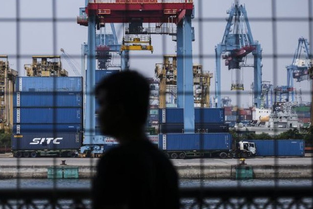 Economists Predict Indonesia's Trade Balance Surplus 2.92 Billion US Dollars In September 2024