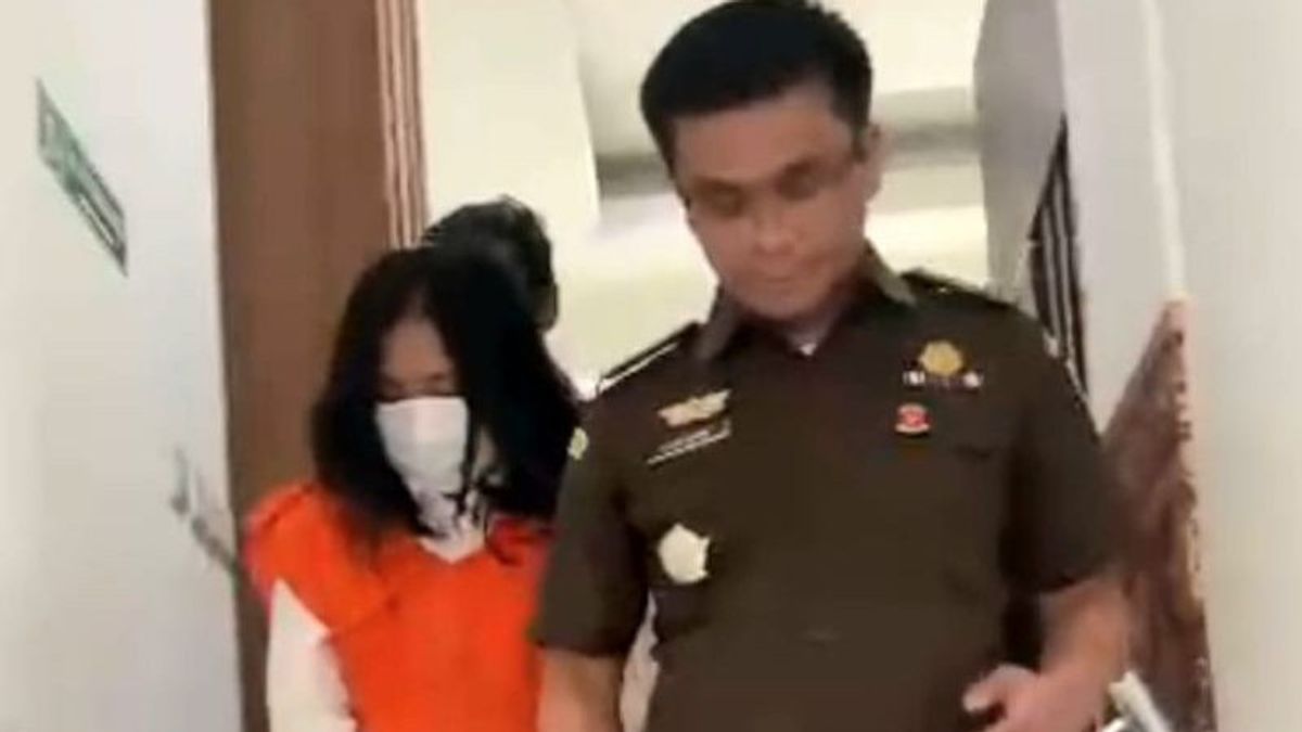 Former Head Of Semarang Greater Bank Corruption Suspect Detained By Prosecutor