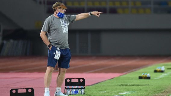 Persib Defeated, Robert Alberts Disappointed