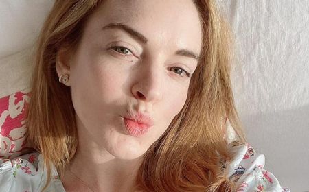 Lindsay Lohan Siap Kembali ke Dunia Akting Lewat Film Natal